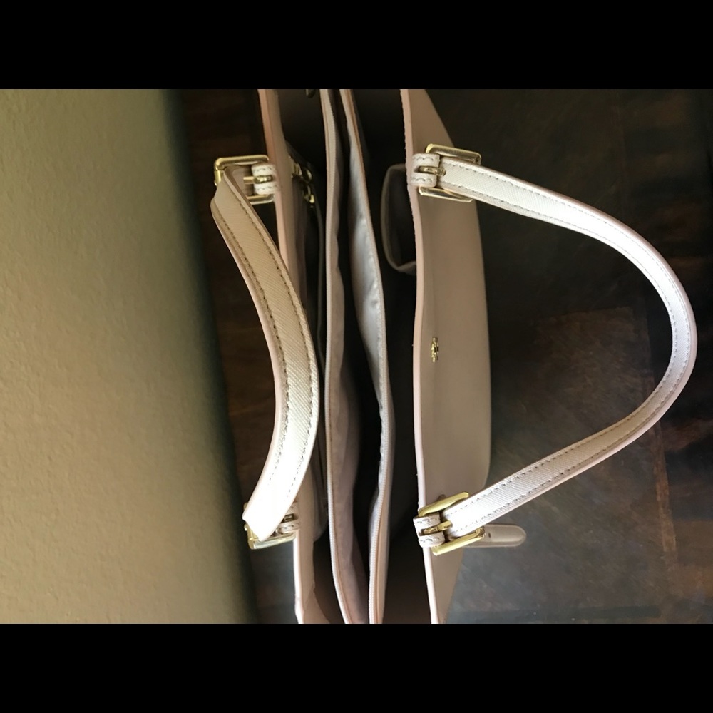 Tory Burch Womens Tote Purse. Color- pale pink - Picture 3 of 5